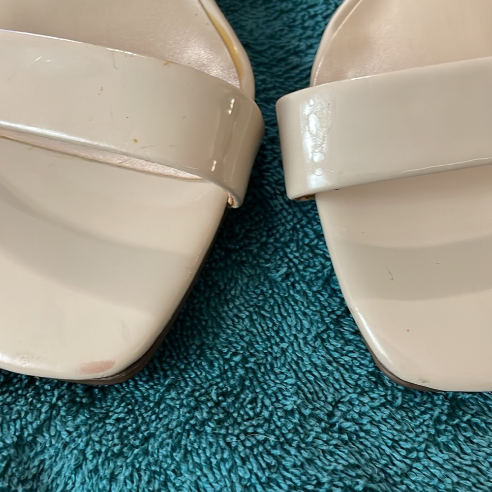 Unisa heels Size 6M - Picture 16 of 16